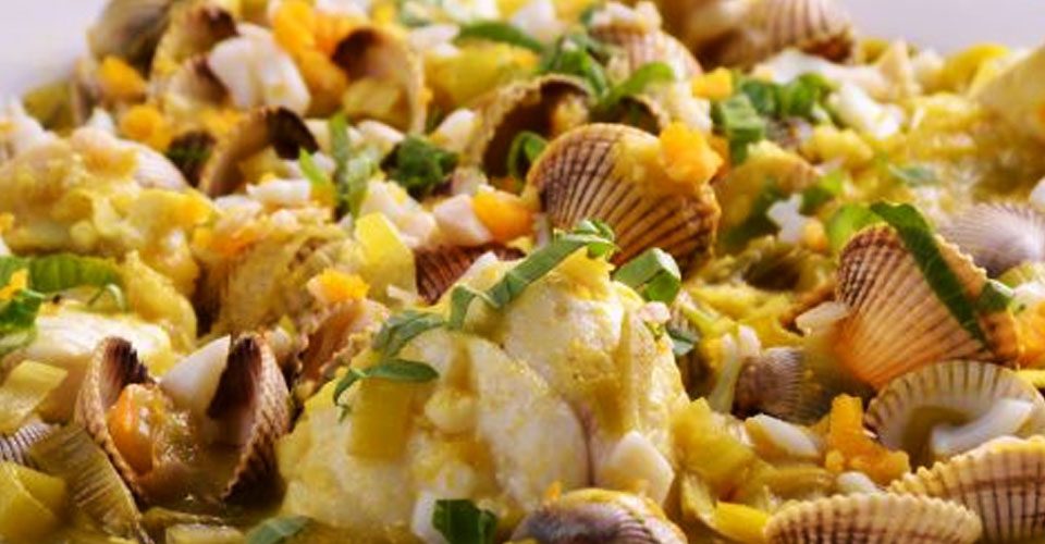 Jibia con berberechos